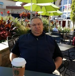 Meet your Posher, Mark titanski